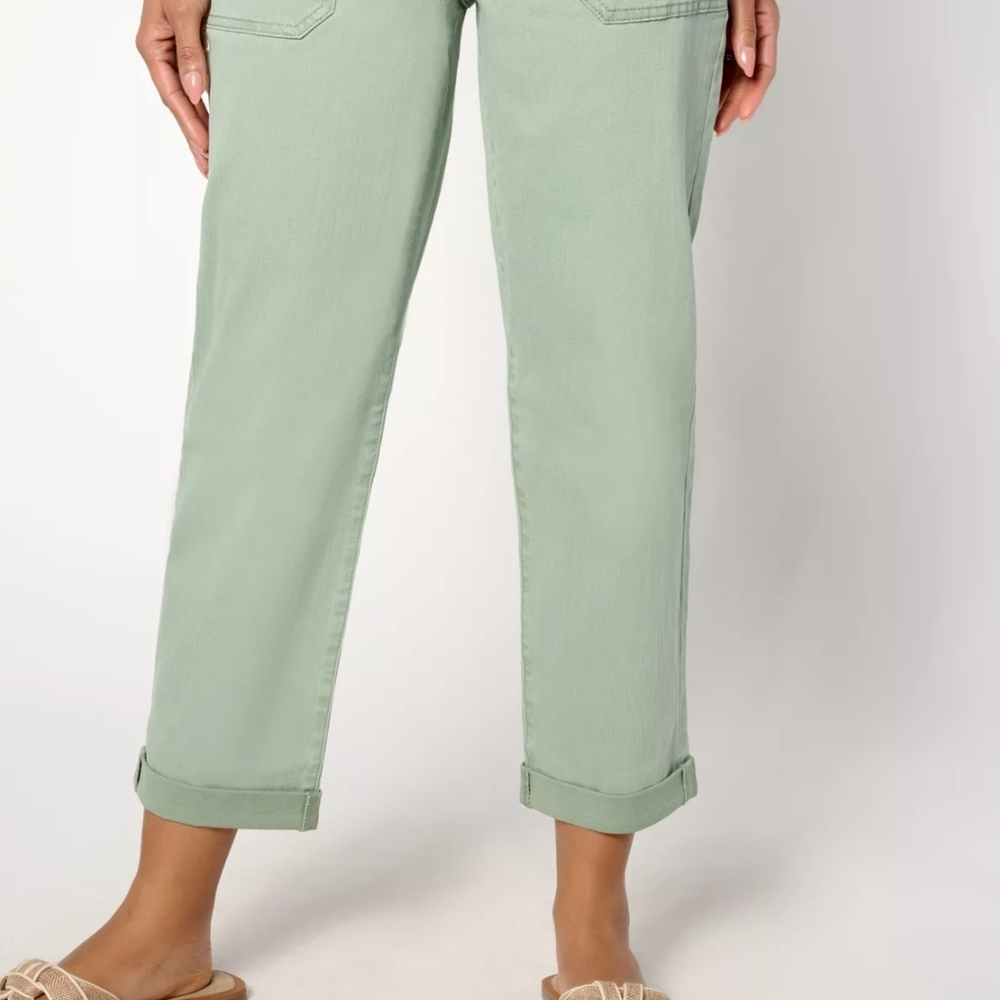 Copper Key Light Green Women's Pants